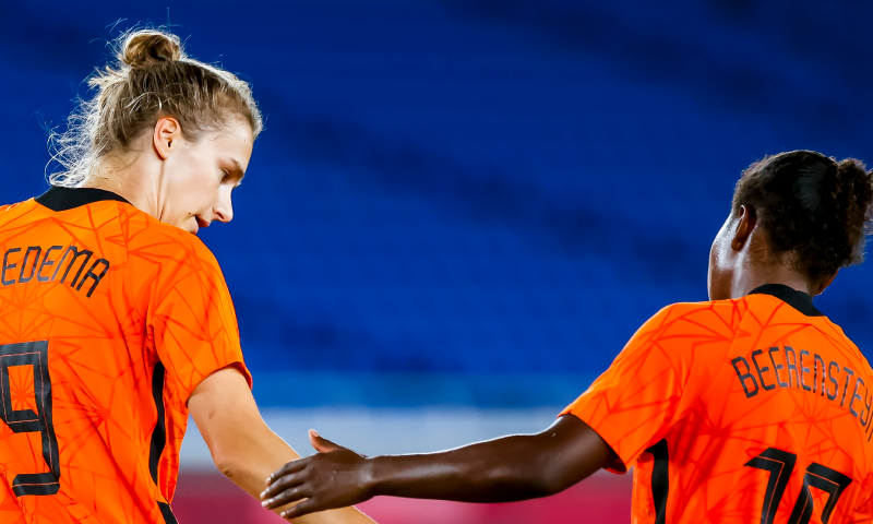 LIVE: Oranje verpulvert kansloos China, Miedema schrijft geschiedenis (gesloten) Afbeelding: LIVE: Oranje verpulvert kansloos China, Miedema schrijft geschiedenis (gesloten)