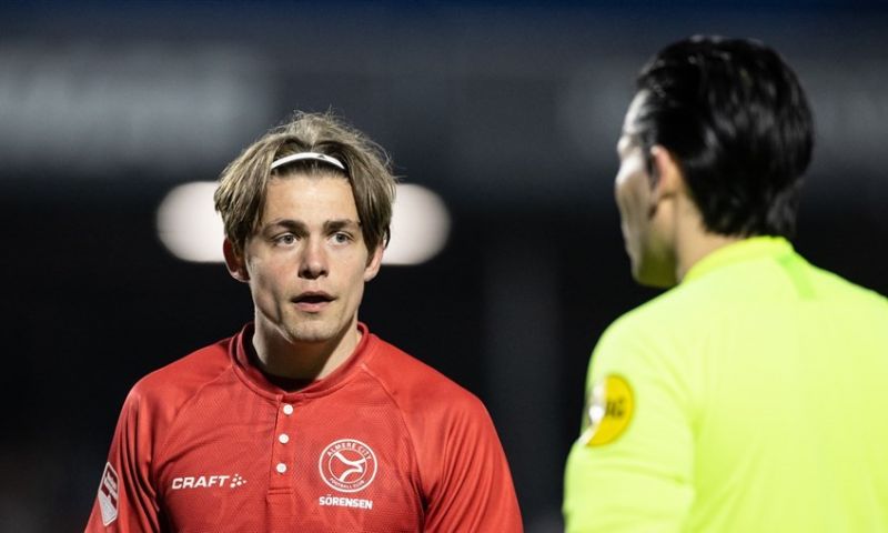 Hyballa is overtuigd na vijf goals voor Almere: aanvaller (21) naar Esbjerg Afbeelding: Hyballa is overtuigd na vijf goals voor Almere: aanvaller (21) naar Esbjerg