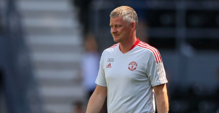 Manchester United brengt nieuw uittruitje met 1992-look
