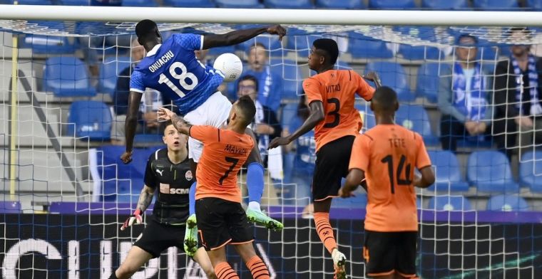 Onuachu kopt KRC Genk op voorsprong, Twitter opgetogen: 'Wat een beest'