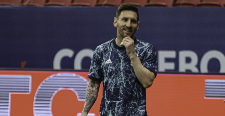 Messi Persconferentie - Lionel Messi biedt antwoord op PSG ...