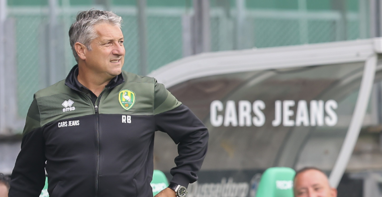 'Over terugkeer Eljero Elia kan ik niets zeggen, is niet aan de orde'