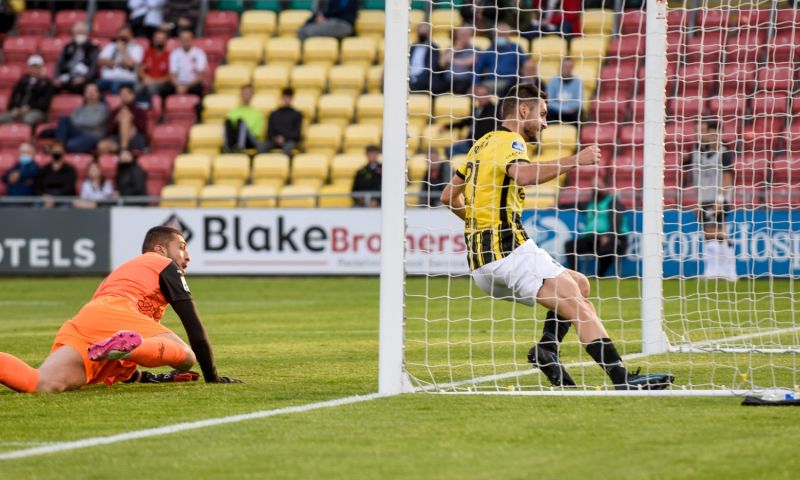 Dundalk strandt tegen zoon van MMA-ster: 'Geen verdiende straf voor Vitesse' Afbeelding: Dundalk strandt tegen zoon van MMA-ster: 'Geen verdiende straf voor Vitesse'