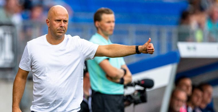 Feyenoord probeert onderhandelingen vlot te trekken: 'Dat zit 'm meestal in geld'