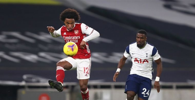 Arsenal ontbindt contract en laat gulle flop transfervrij naar Brazilië vertrekken