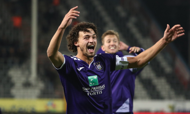 OFFICIEEL: Sandler moet zich dan toch schikken in uitleenbeurt aan Troyes Afbeelding: OFFICIEEL: Sandler moet zich dan toch schikken in uitleenbeurt aan Troyes