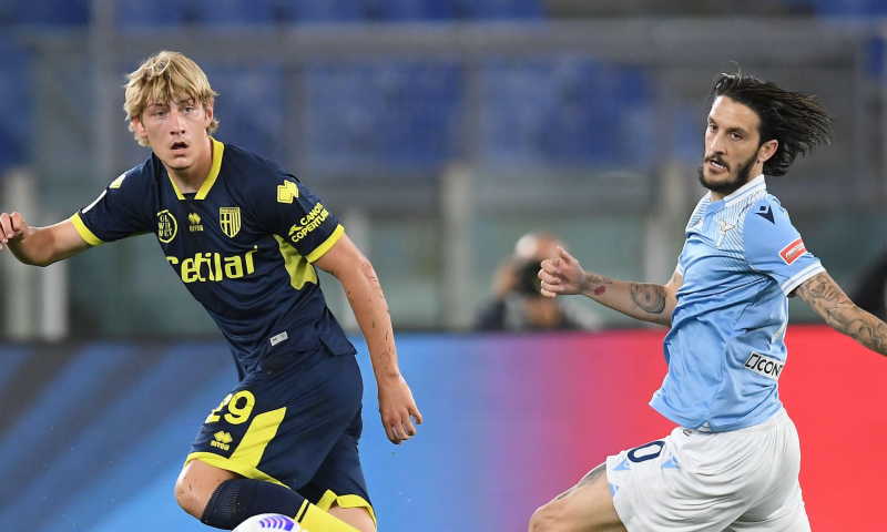 'Parma haalt nieuwe verdediger, ‘Charleroi trekt aan mouw Dierckx (ex-KRC Genk)' Afbeelding: 'Parma haalt nieuwe verdediger, ‘Charleroi trekt aan mouw Dierckx (ex-KRC Genk)'