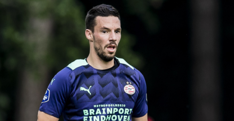 PSV neemt afscheid van 'op en top prof': 'Hadden hem graag voor de club behouden'