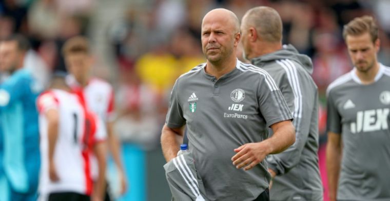 Slot vertelt over Feyenoord-vraagteken voor topper: 'Hij wilde extra behandeling'
