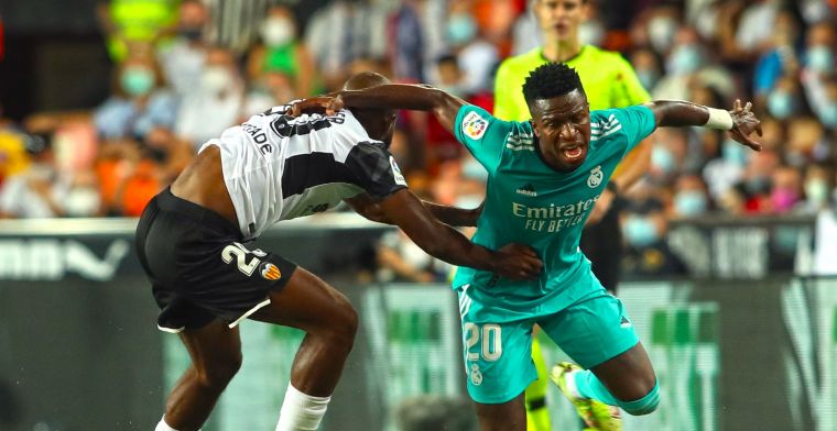 Real Madrid grijpt La Liga-koppositie door bizarre comeback bij stug Valencia
