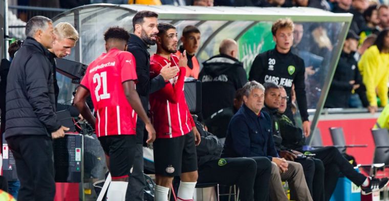 Van Nistelrooy lovend: 'Is hartstikke jong en heeft hele carrière nog voor zich'