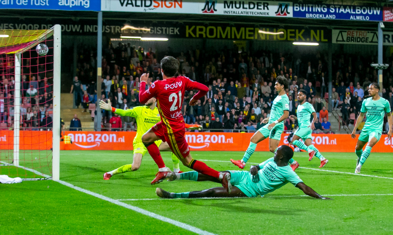 LIVE: Van Ginkel voorkomt met rake kopbal nieuw puntenverlies PSV (gesloten) Afbeelding: LIVE: Van Ginkel voorkomt met rake kopbal nieuw puntenverlies PSV (gesloten)