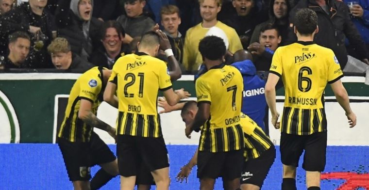 'Naar de pub, beschonken naar het voetbal, de helft niet eens zien: mooi, cult'