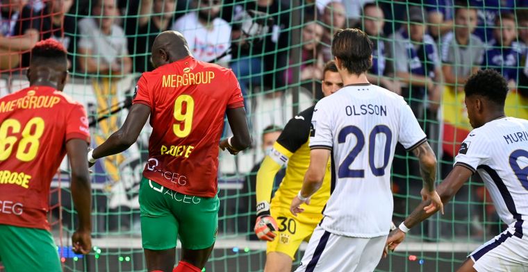 Spektakelpot aan zee eindigt op 2-2 dankzij veerkracht van tienkoppig Anderlecht