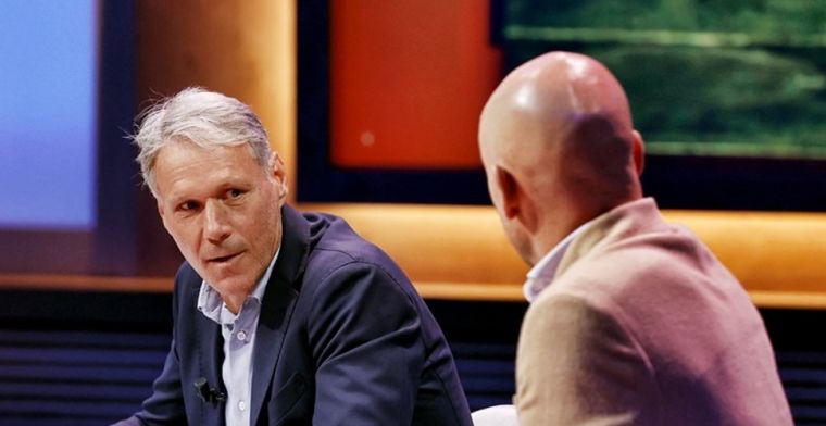 Van Basten kijkt op: 'Hoeveel goede wedstrijden heeft Gravenberch gespeeld?'