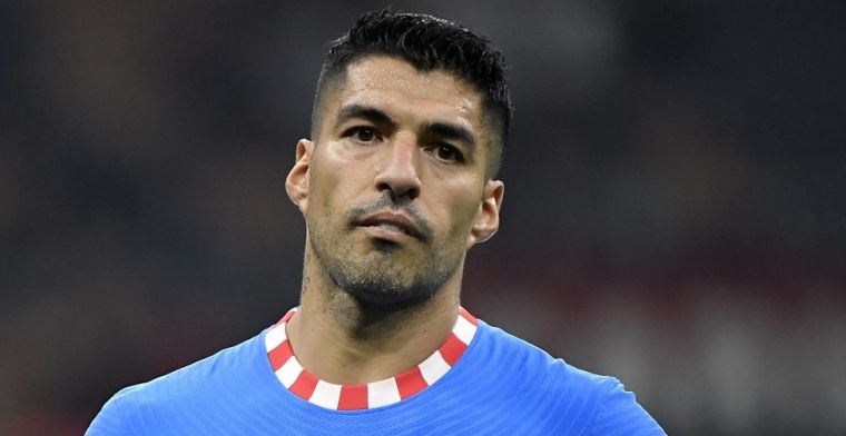 Suárez adviseert Xavi en haalt gram: 'Koeman behandelde me met minachting'