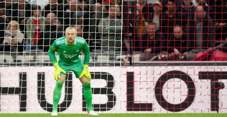 Ajax-keeper Pasveer leert dure les in Lissabon: 'In Sittard bleef ik rustig staan'