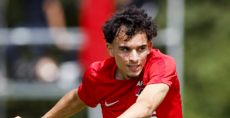 Europese clubs houden situatie AZ'er Taabouni in de gaten