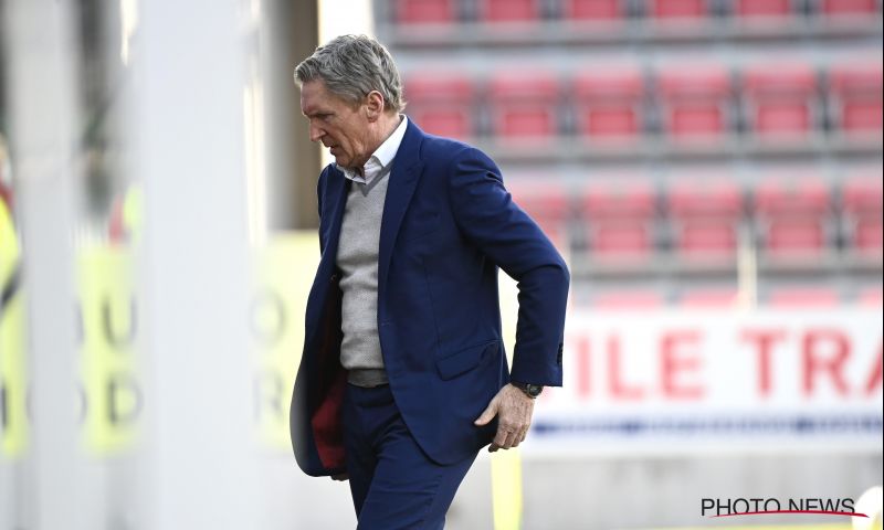 Zulte-coach Dury sneert na geruchten: “Zouden zich beter moeten informeren” Afbeelding: Zulte-coach Dury sneert na geruchten: “Zouden zich beter moeten informeren”