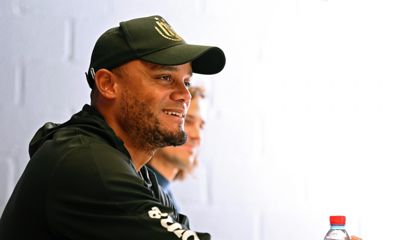 Kompany (Anderlecht) kreeg geen telefoon van Guardiola over Club Brugge Afbeelding: Kompany (Anderlecht) kreeg geen telefoon van Guardiola over Club Brugge