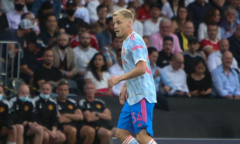 'Transfer naar Everton op de tocht voor Van de Beek: Brands en Benítez oneens' Afbeelding: 'Transfer naar Everton op de tocht voor Van de Beek: Brands en Benítez oneens'