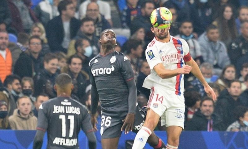 Denayer scoort in Lyon-overwinning tegen AS Monaco Afbeelding: Denayer scoort in Lyon-overwinning tegen AS Monaco