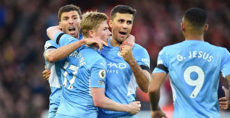 Tielemans blinkt uit tegen Man United, De Bruyne schiet City voorbij Burnley