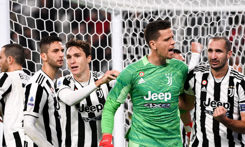Allegri lacht, Mourinho huilt: Juventus wint topper van AS Roma Afbeelding: Allegri lacht, Mourinho huilt: Juventus wint topper van AS Roma