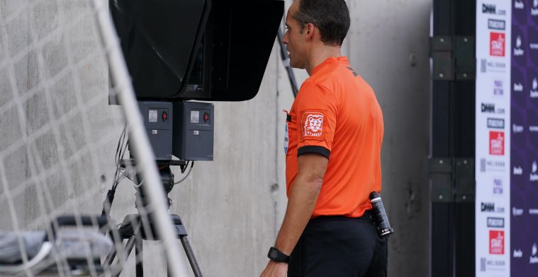 VAR krijgt veel kritiek: “Problemen rond scheidsrechters blijven aankaarten”