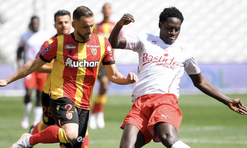'Ex-KV Kortrijk-speler opgepakt voor verkrachting' Afbeelding: 'Ex-KV Kortrijk-speler opgepakt voor verkrachting'