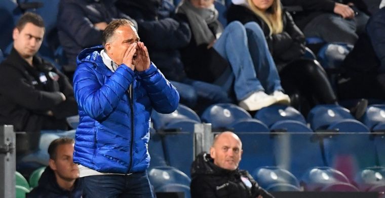 'Wat Vitesse hier in Zwolle 60 minuten deed, lukte ons bij PSV niet één minuut'