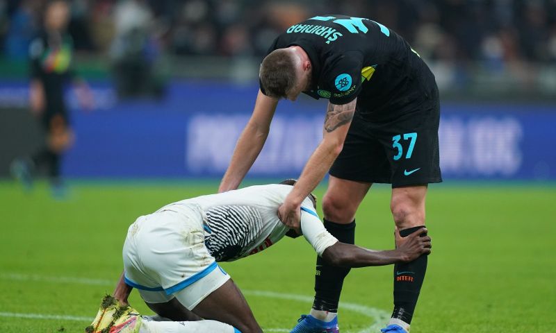 Mertens onderuit met Napoli, verhitte derby in Turkije Afbeelding: Mertens onderuit met Napoli, verhitte derby in Turkije