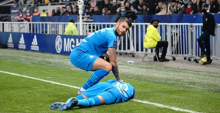 Man (32) die waterflesje op Payet gooide komt voor de rechter en hoort straf