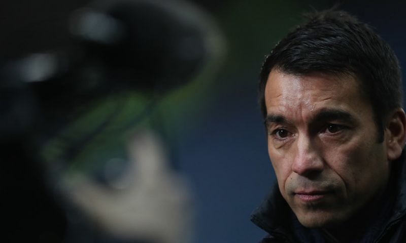 Van Bronckhorst wint weer en evenaart Rangers-prestatie uit 1969/70 Afbeelding: Van Bronckhorst wint weer en evenaart Rangers-prestatie uit 1969/70