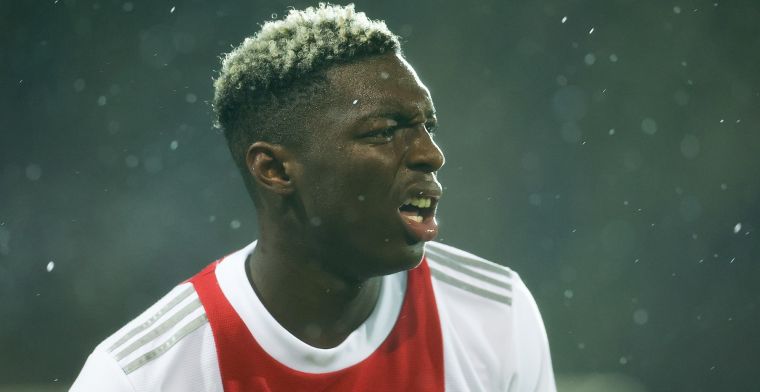 Ajax-aankoop heeft het zwaar: 'Natuurlijk teleurstellend, maar soms gaat het zo'