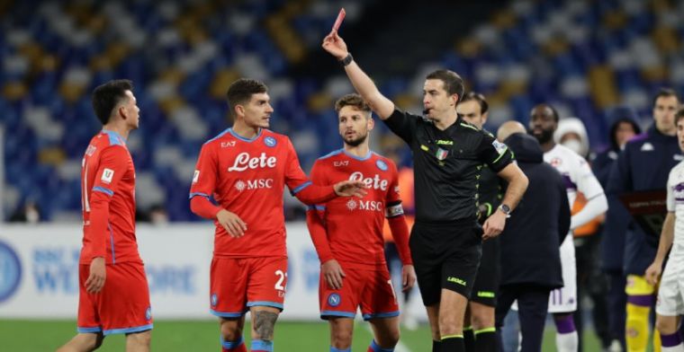Drie rode kaarten en zeven goals: Fiorentina schakelt Napoli uit in Coppa Italia