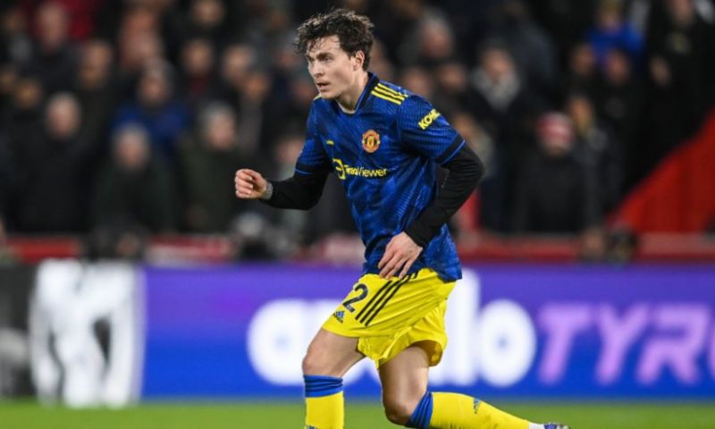 Lindelöf blijft bij gezin en slaat Man United - West Ham over na overval Afbeelding: Lindelöf blijft bij gezin en slaat Man United - West Ham over na overval