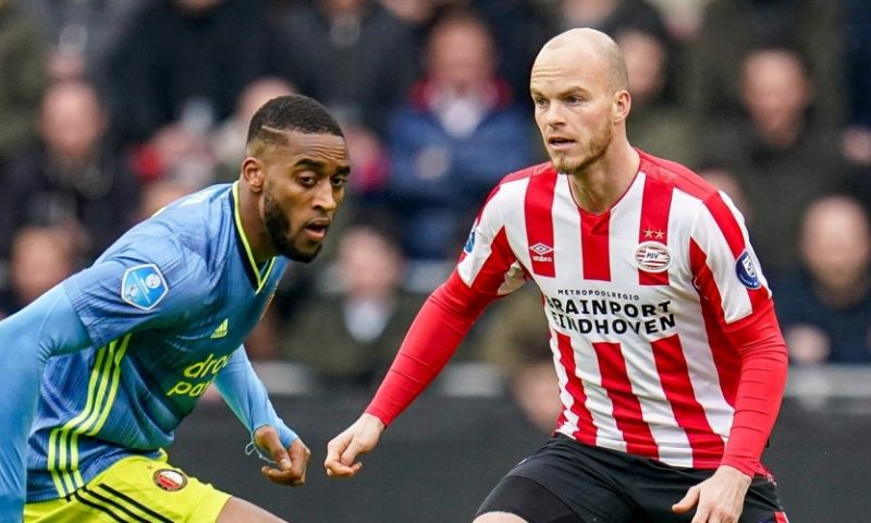 Arnesen bevestigt: Feyenoord maakt serieus werk van oud-PSV'er Hendrix