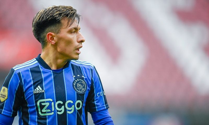 Ajax beticht van 'matennaaien' in Eindhoven: 'Het toppunt was MartÃ­nez'