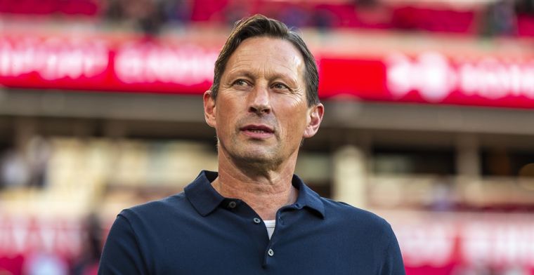 Schmidt feliciteert Ajax: 'Dan is het heel lastig om kampioen te worden'