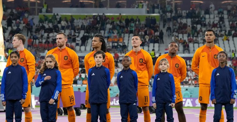 Nieuwe WK-blunder: mensen zonder kaartje gratis naar binnen bij WK-start Oranje