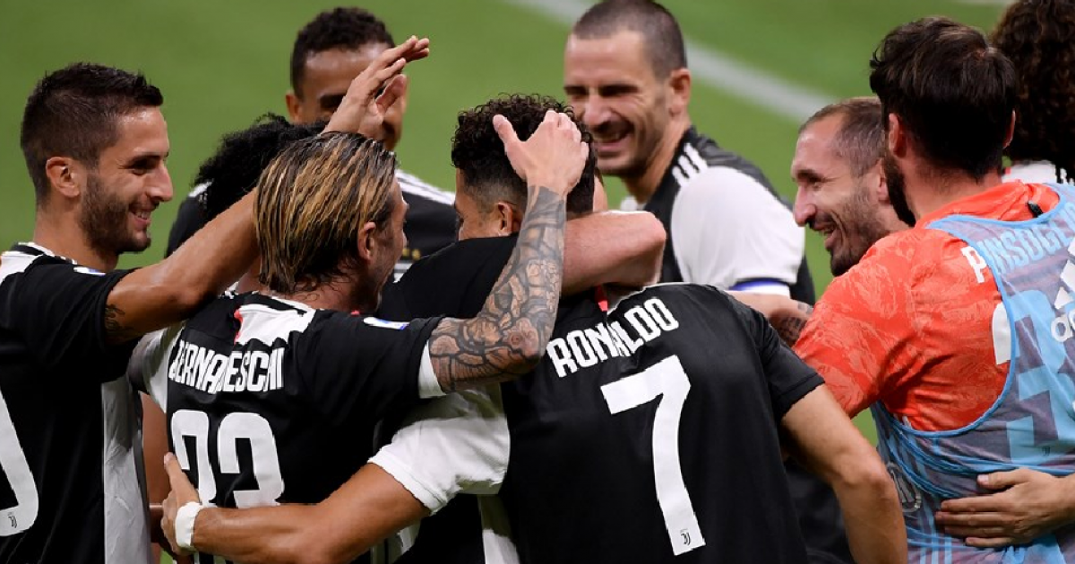 AC Milan geeft lamgeslagen Juventus in zes minuten tijd ...