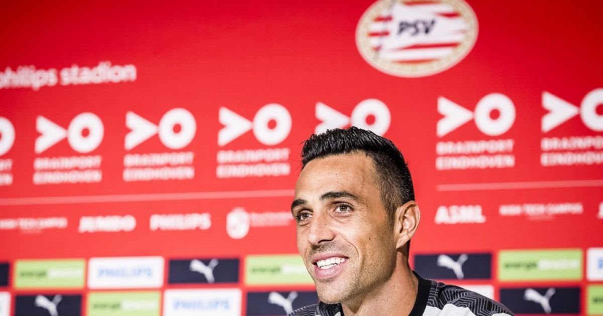 Ambitieuze Zahavi Misschien Over Twee Jaar Ook Afbeelding Van Mij Op De Muur Voetbalprimeur Nl