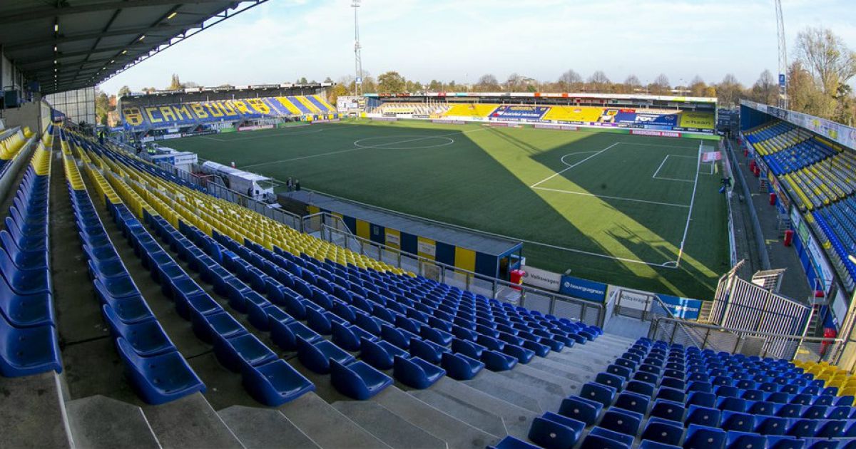 Bouw Supermarkt En Mcdonald S Begonnen Eerste Paal Voor Nieuw Stadion In April Voetbalprimeur Nl