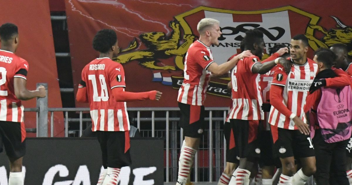 PSV on report: twice an 8, but also two outliers down