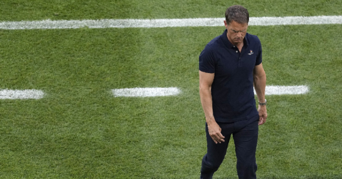 Driessen legt 'geweldig falende' De Boer op het rooster en tipt alvast opvolger - Vimarsana News