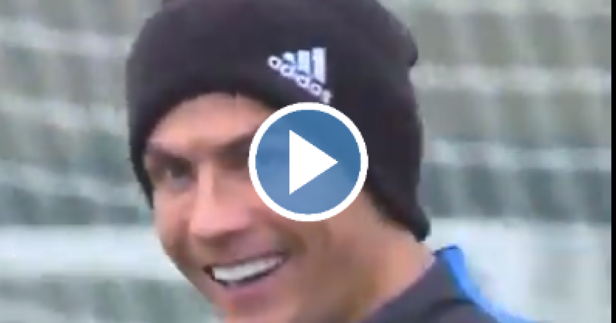 ‘Otherwise my hair dye will leak’: Ronaldo trains with a hat in a rainy decor