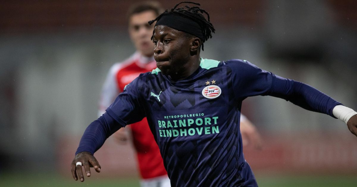 ‘Eighteen-year-old talents can show themselves at PSV training camp’