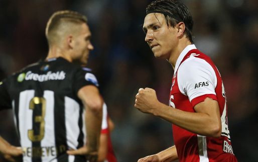 In het kort: Rivaldo zet club te koop, bizar geel Messi blijft staan, De Jong terug Afbeelding: In het kort: Rivaldo zet club te koop, bizar geel Messi blijft staan, De Jong terug
