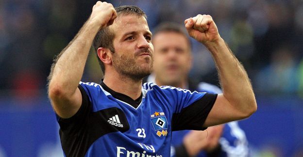 Van der Vaart en trio teamgenoten brengen HSV goed nieuws